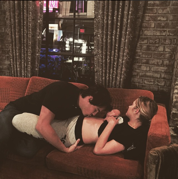 Ashley Benson, bient�t maman ? Les fans s'insurgent !